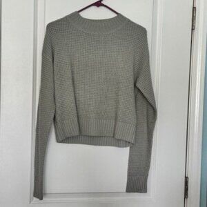 LULUS Grey knit cropped sweater with ribbed crew neck. Size Small